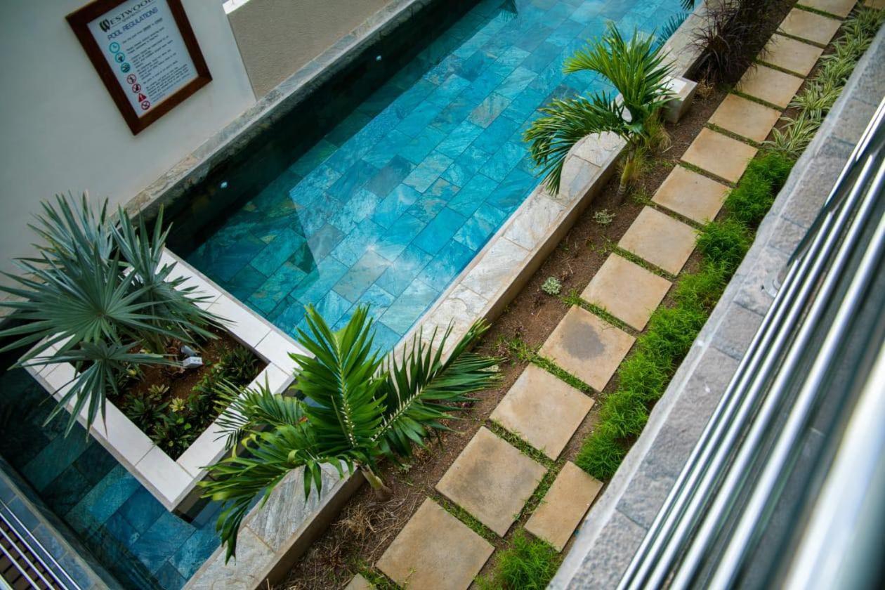 Entire Luxury 3 Bedroom Condo For Rent - Flic-En-Flac - Close To Beach Exterior foto